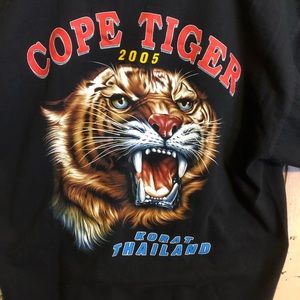 NWOT • Thailand Military squadron shirt